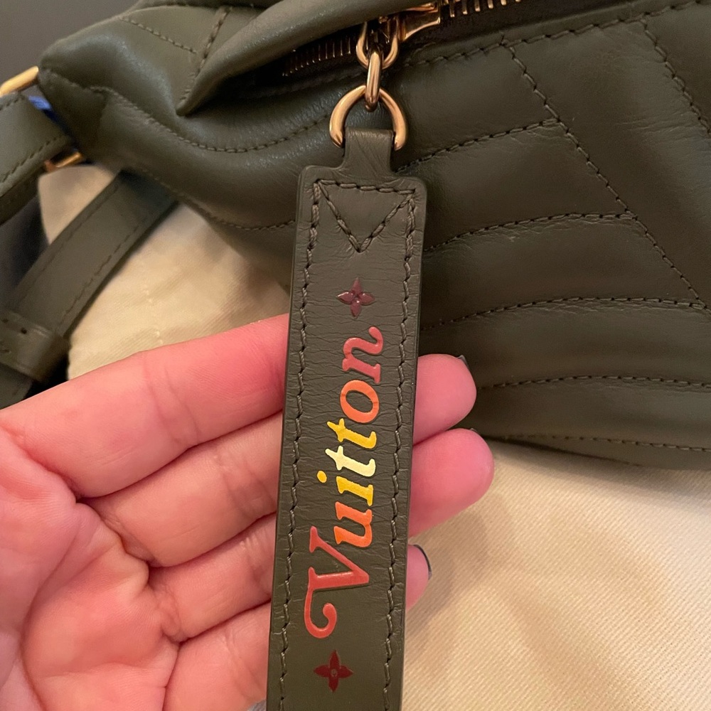 ❌❌❌ Sold ❌❌❌❌Louis Vuitton Bumbag Wave